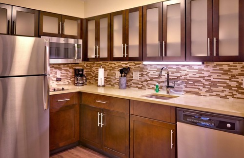 Cheyenne Condominio | Acogedor, equipado, espacioso | Suite con desayuno GRATUITO, acceso al jacuzzi