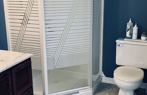 Val-Belair Casa | Cozy excutive room Pet Friendly MAX.14 days. stay