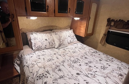 Camarillo Casa | Cozy Family Getaway on Wheels