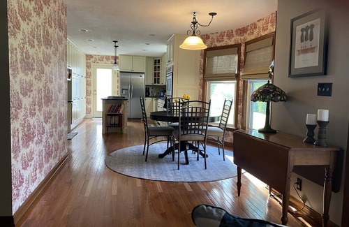 State College Casa | Cozy family home close to Beaver Stadium and Waffle Shop!