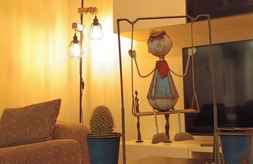 Gros Apartamento | Cozy family retreat in Gros, 10 min from Zurriola Beach. Comfort and tranquility