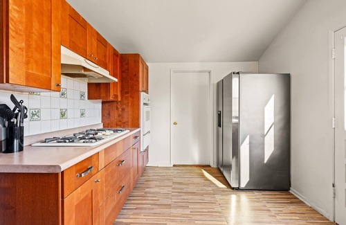 Duarte Casa | Cozy Family Retreat With Fireplace Spacious Yard