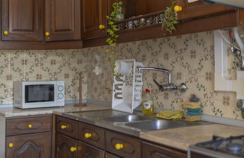 Santa Maria e Sao Miguel Apartamento | Cozy Family Room 4 in Central Sintra, Steps From Olga Cadaval Cultural Center