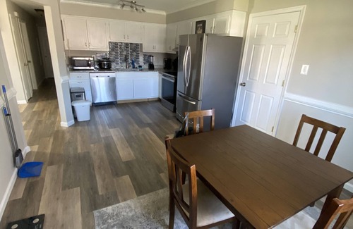 Norfolk - Virginia Beach Casa | Cozy family size home with workout room!