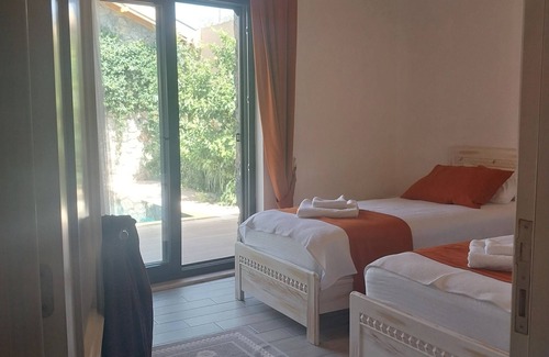 Fethiye Cabaña | Cozy Family Stone Build Cottage With Lush Garden and Pool
