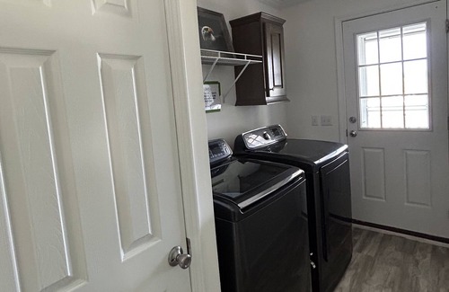 Germantown Casa | Cozy farm stay with mountain views!