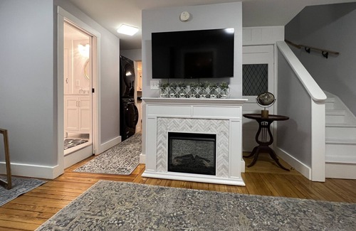 Camden Apartamento | Cozy Farmhouse Apartment