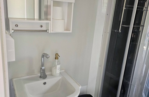 Carrolls Otro | Cozy farmhouse in charming Kelso with AC, WiFi