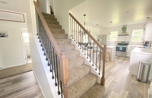Baraboo Casa | Cozy Farmhouse located in the country between Devils Lake and Wisconsin Dells