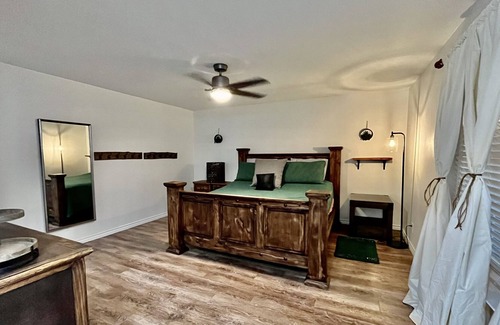 Rockwall Casa | Cozy Farmhouse on almost 2 Acres