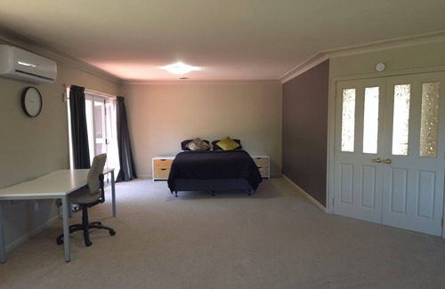 Pokeno Otro | Cozy FarmStay with Spa Great spots for family & friends to enjoy