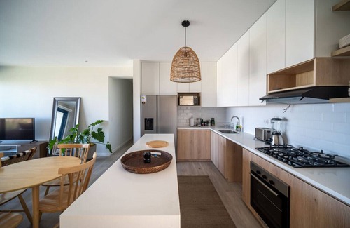 Pisco Apartamento | Cozy flat w/ Balcony View on the Lagoon, 5min from Kite Point & National Reserve