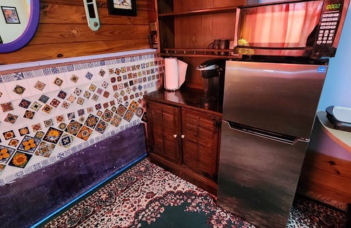 Columbia Apartamento | Cozy for 2, Jacuzzi retreat, close to excellent park.
