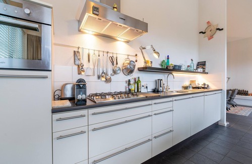 Zeewolde Villa | Cozy forest villa on the water near Harderwijk