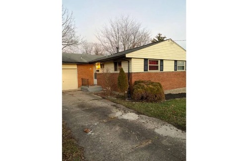 Westwood Casa | 🌟Cozy Four Bedroom Home Away From Home