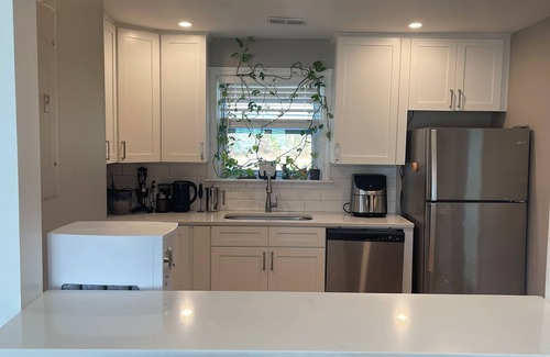 Augusta Casa | Cozy & Fun Masters Getaway – 3 min from Augusta National & On the Augusta Canal!