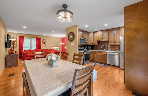 Lexington Casa | Cozy, Fun, Relaxing 4Bd, 2Bth Home near Keeneland.