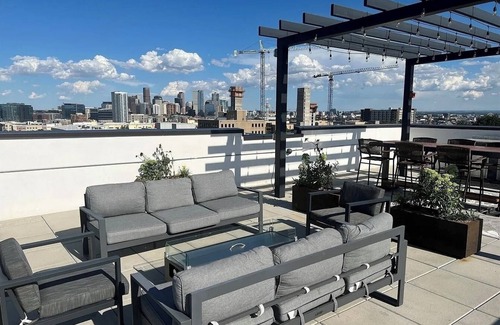 Highland Condominio | Cozy, furnished, 1-bedroom condo, prime location to all that Denver has to offer