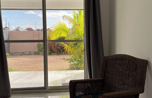 Unguja City Apartamento | Cozy Garden Apartment- 10-Min walk to the Beach and pure Relaxation
