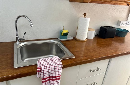 Westerhall Apartamento | Cozy Garden Studio for 2 + parking