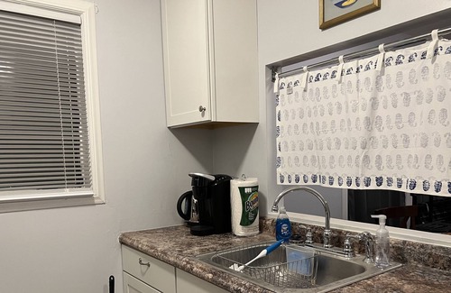 Croasdaile Farm Master Casa | Cozy Garden Townhome Near Hospitals and Downtown