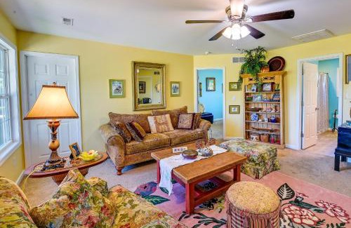 Rutland Casa | Cozy Georgetown Cottage on a Working Horse Farm!