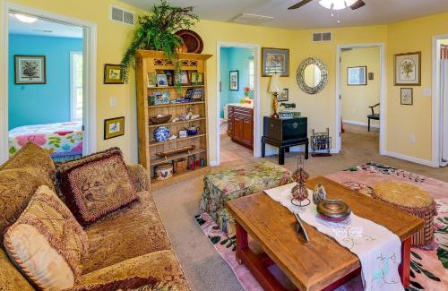 Rutland Casa | Cozy Georgetown Cottage on a Working Horse Farm!