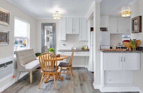 Downey Casa | Cozy Getaway near Disney/ Knott’s and Beaches