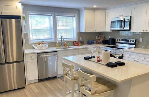 Ringwood Casa | Cozy getaway near State Park (Pet-Friendly!)
