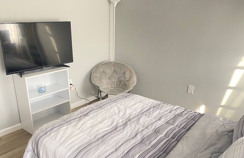 Ringwood Casa | Cozy getaway near State Park (Pet-Friendly!)