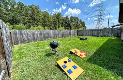 Humble Casa | Cozy Getaway Nr Airport Wifi Bbq Yard Pet