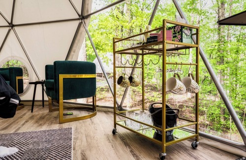 Robbins Cabina | Cozy Glamping Dome PERFECT for couples near Brimstone and Big South Fork