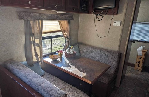 Mentone Casa | Cozy Glamping in Mentone, AL, Mini Lite RV