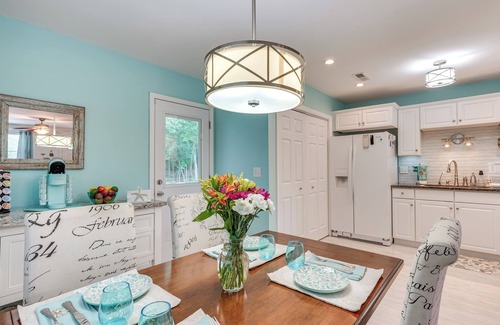 Goose Creek Casa | Cozy Goose Creek Escape w/ Patio & Grill