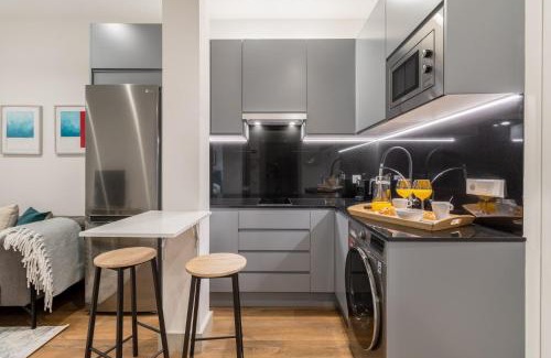 Chamberi Apartamento | Cozy Ground-Floor Apartment for 2 in Chamberí Perfect Spot Quevedo IV