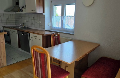 Kaufbeuren Apartamento | Cozy, ground-floor vacation apartment with conservatory in the beautiful Allgäu