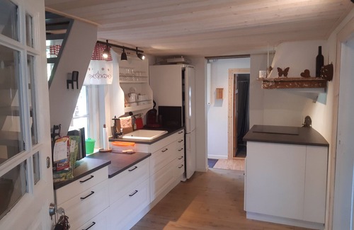 Langasjo Casa | Cozy guest house "Björkedal" in southern Småland + fenced property