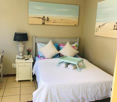 Weltevredenpark Apartamento | Cozy guest suite with private access