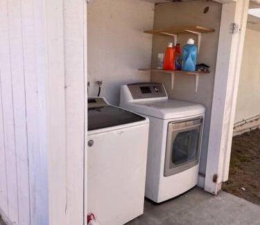 Midway City Casa | Cozy Guesthouse in Central OC