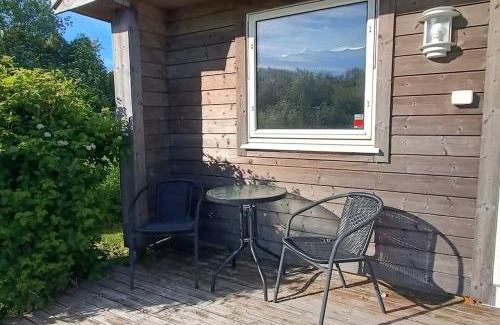 Leknes Casa | Cozy guesthouse in quiet area of central Leknes