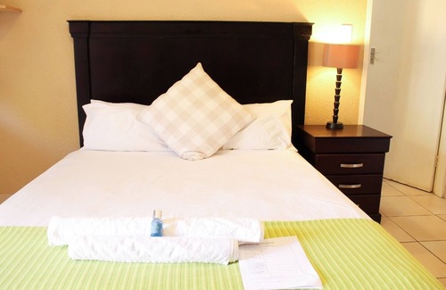 Greater Johannesburg Metropolitan Area Casa | Cozy Guesthouse in Sandton.