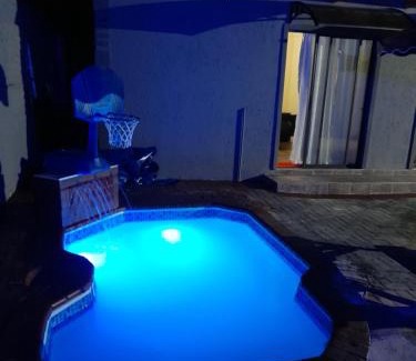 Springs Casa | Cozy guesthouse-springs