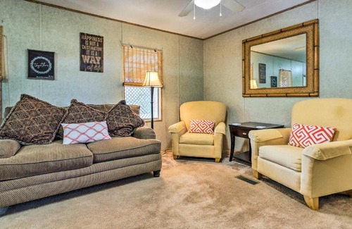 Gulf Breeze Casa | Cozy Gulf Breeze Home, 3 Mi to East Bay!