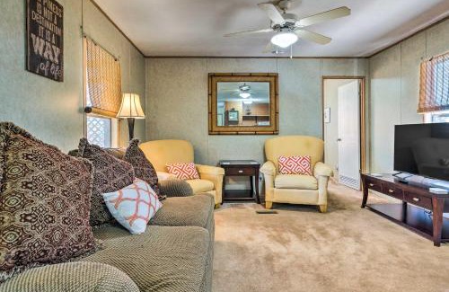 Gulf Breeze Casa | Cozy Gulf Breeze Home, 3 Mi to East Bay!