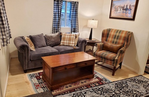 Twin Peaks Cabina | Cozy Haven at The Twin Peaks Lodge