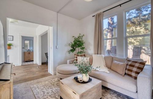 Corbett - Terwilliger - Lair Hill Casa | Cozy Haven by the Hill - Downtown & OHSU