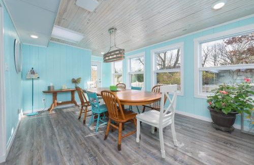 South Haven Casa | Cozy Haven- Cape Cod style cottage- close to beach