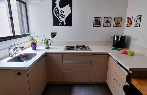 Lalinde Apartamento | Cozy Haven in El Poblado, 100mb WiFi & 2 min to provenza.