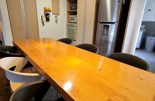 Lalinde Apartamento | Cozy Haven in El Poblado, 100mb WiFi & 2 min to provenza.