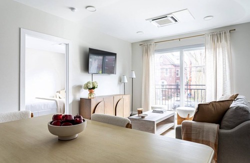 Mill River Apartamento | Cozy Haven Near Yale|Wooster Square|Washer/Dryer